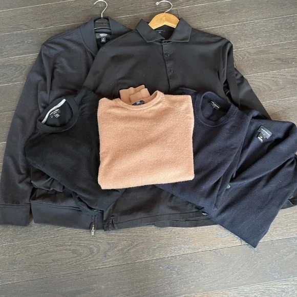 Capsule Tops Wardrobe - Picture 2 of 12